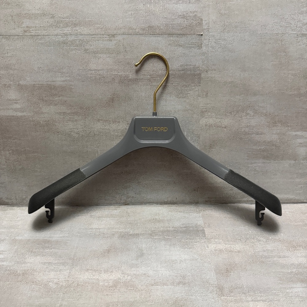 Tom‎ Ford Gray Hanger with Gold Hook